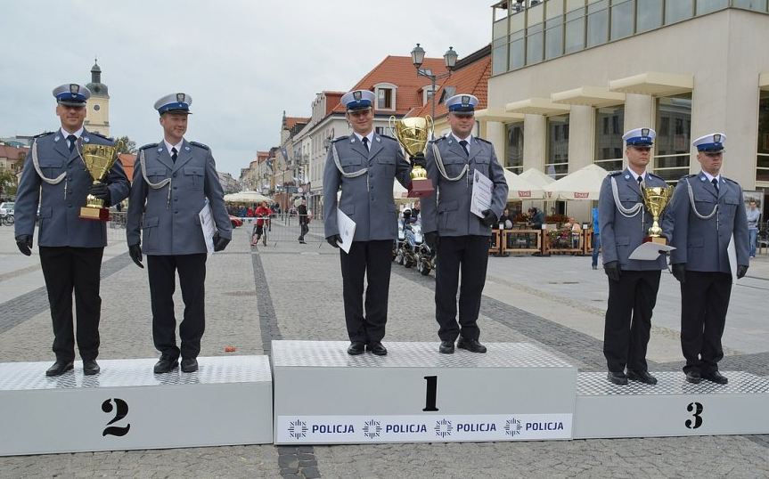 Najlepszy policjant “Drogówki” jest w Lesznie