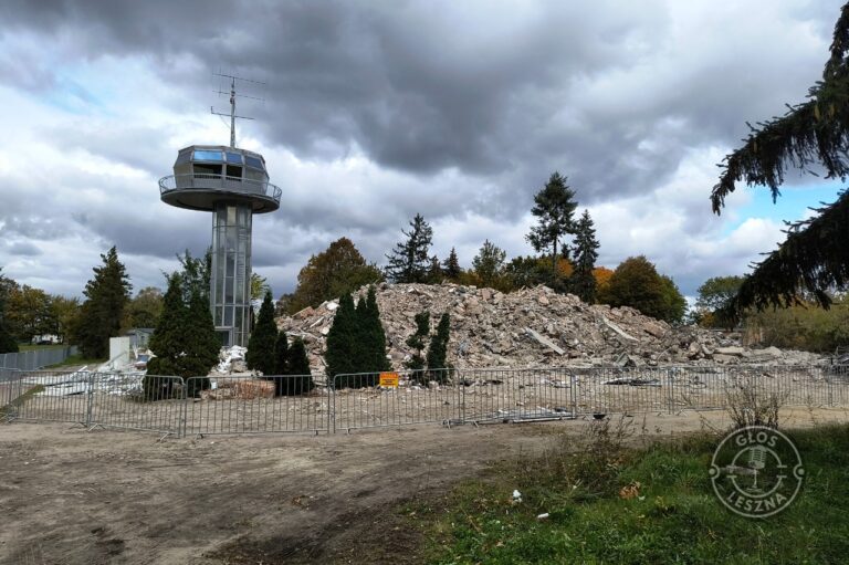 Hotel na lotnisku został wyburzony