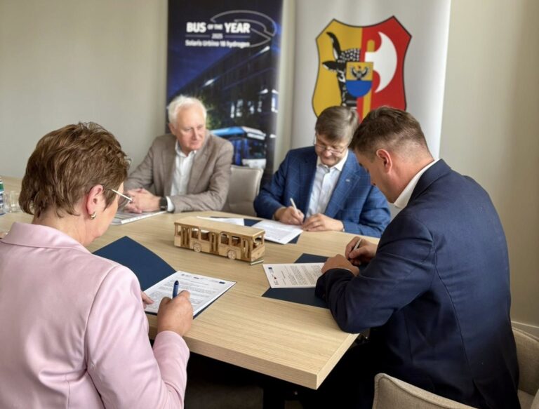 Umowa na nowe autobusy elektryczne dla Leszna została podpisana