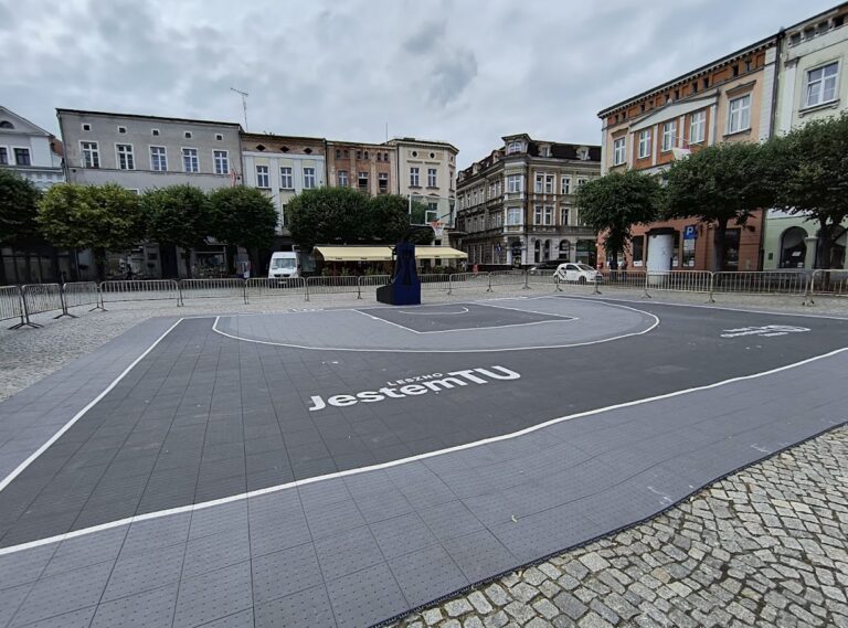 Koszykówka przez kilka dni opanuje rynek