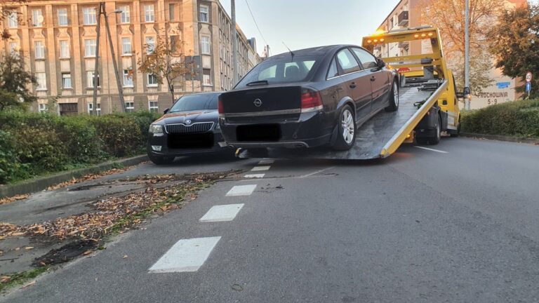 Straż Miejska usunęła kolejne wraki z ulic Leszna