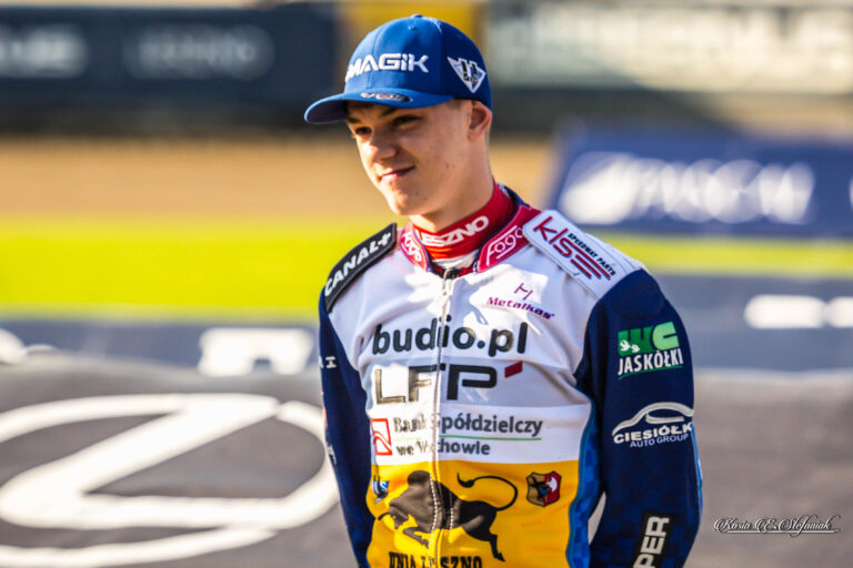 Mania: Będę miał sześć silników